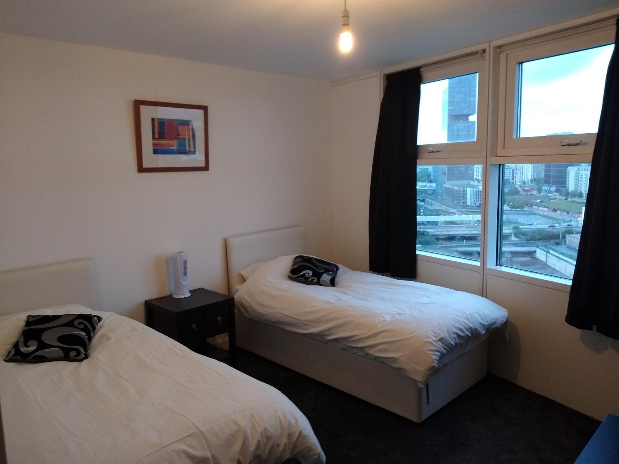 Room In Luxurious Penthouse Apartment Londres Exterior foto